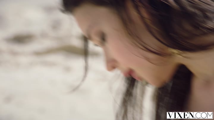 Watch Ellieleen’s Beach Fuck Leaked on Onlyfans