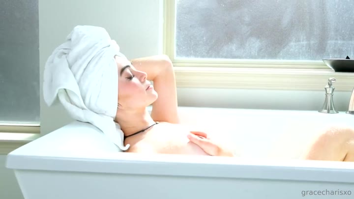 Watch ing Beauty Onlyfans Leak

Grace Charis – Leaked Bathing Beauty