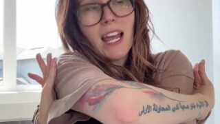 Catziilla Shows Her Nude Nipples Before Shower Video