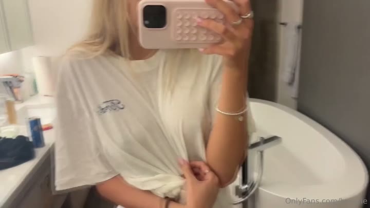 Watch Breckie Hill Uncensored Nude Bath