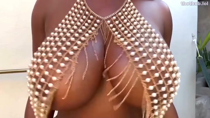 Watch Ellietheempress POV Cum Session on My Juicy Black Boobs – eroleaked