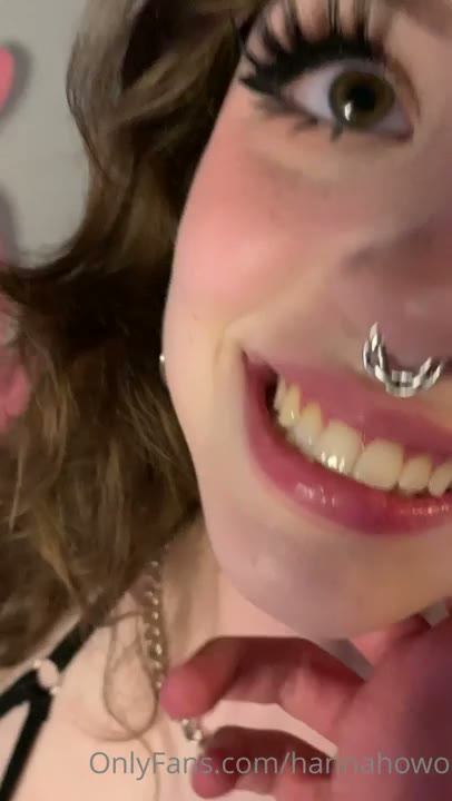 Watch Hannah Owo G-String Bikini Ass Tease