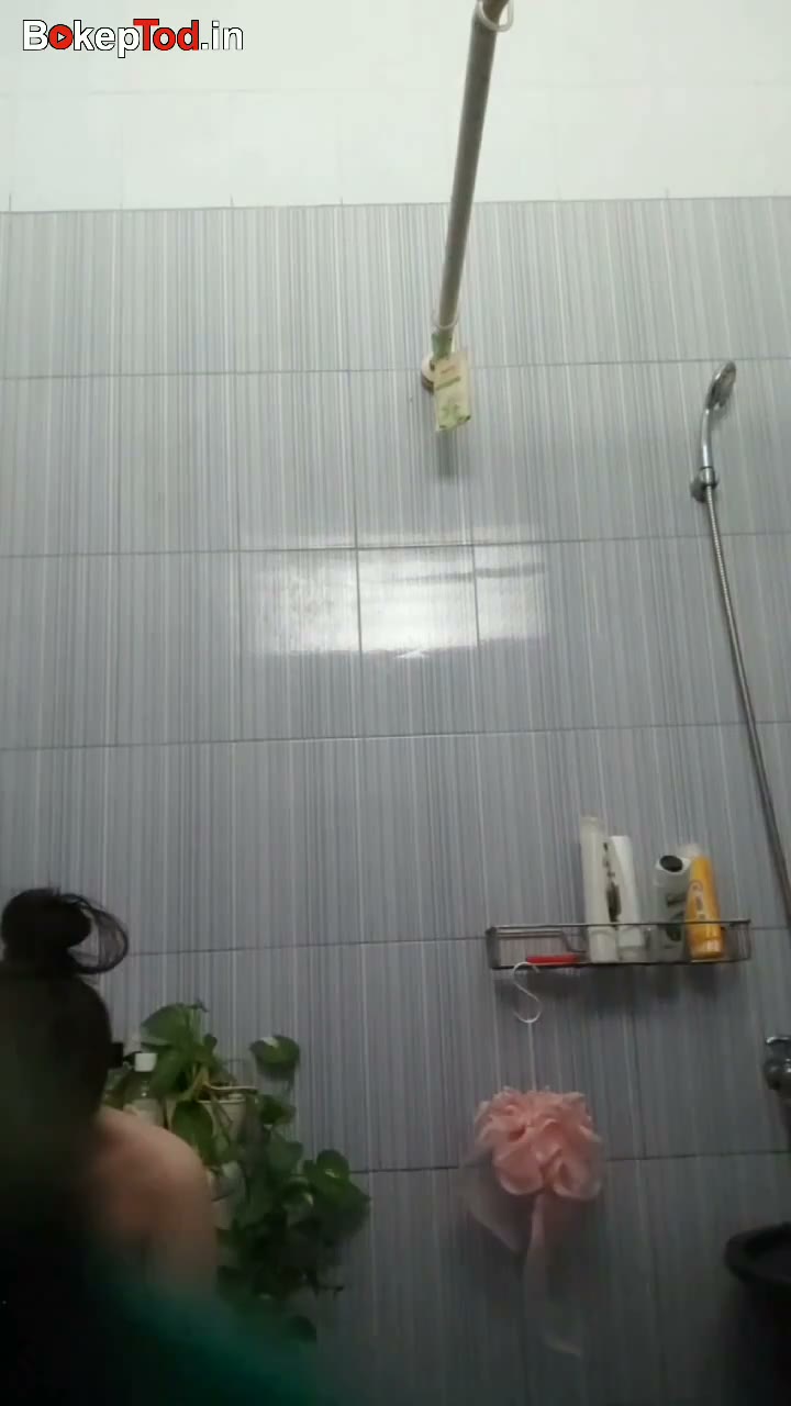 Watch Bokep Indo ABG Jaksel Tocil Mulus Mandi Bugil