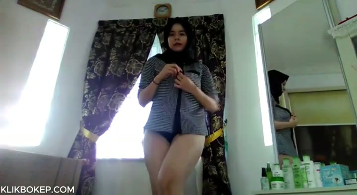 Watch Bokep Indo Hijabers Busty Muslimawear Sange Goyang Bugil