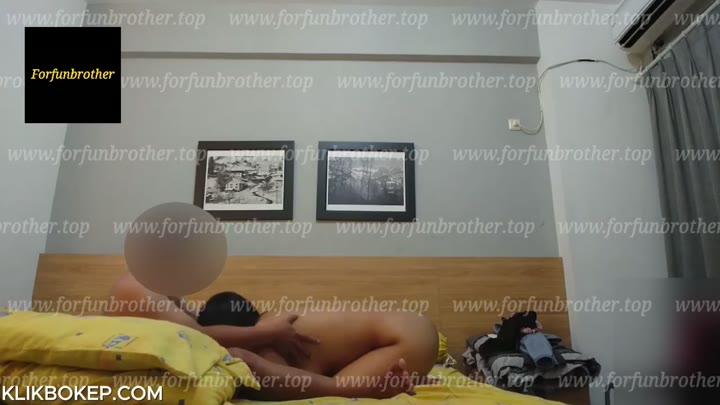 Watch Bokep Indo Open BO Ngentotin Tiktoker Dihotel