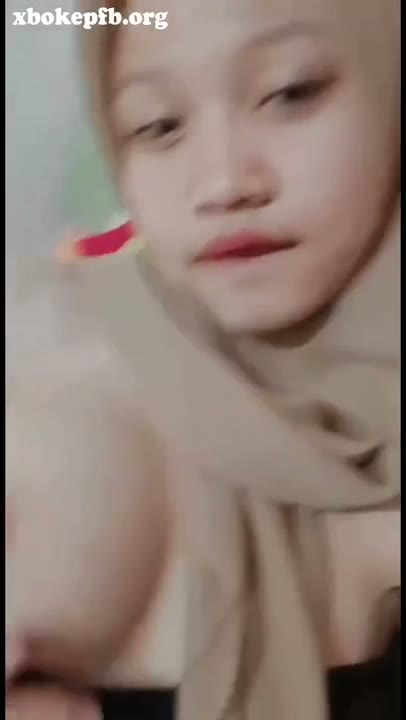 Watch Bokep Vcs Jilbab Hitam Sambil Elus Elus Memek