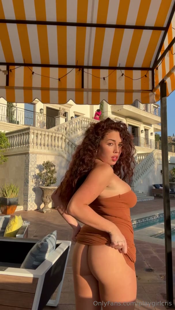 Watch Cristiana Love OnlyFans – Flaunts her ass & tits in the sun