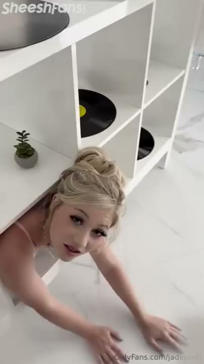 Watch Jade Pixel Moans As She Gets Fucked Inside A Tight Shelf