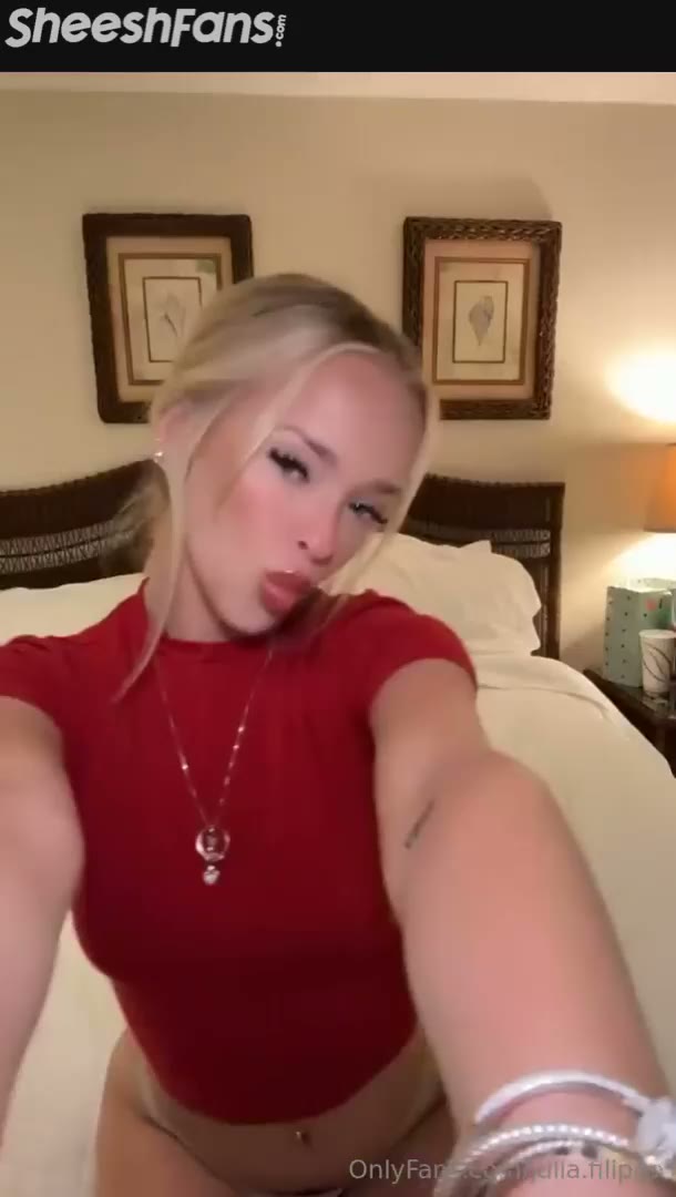 Watch Julia Filippo Plays With Her Pussy While Lying On The Bed