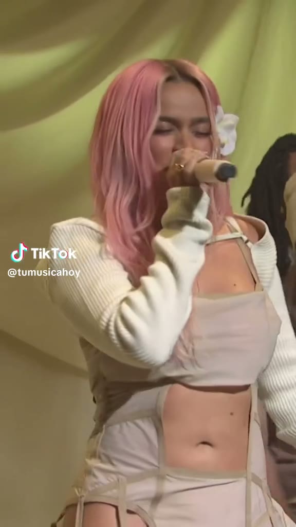 Watch Karol G new vid-update!!