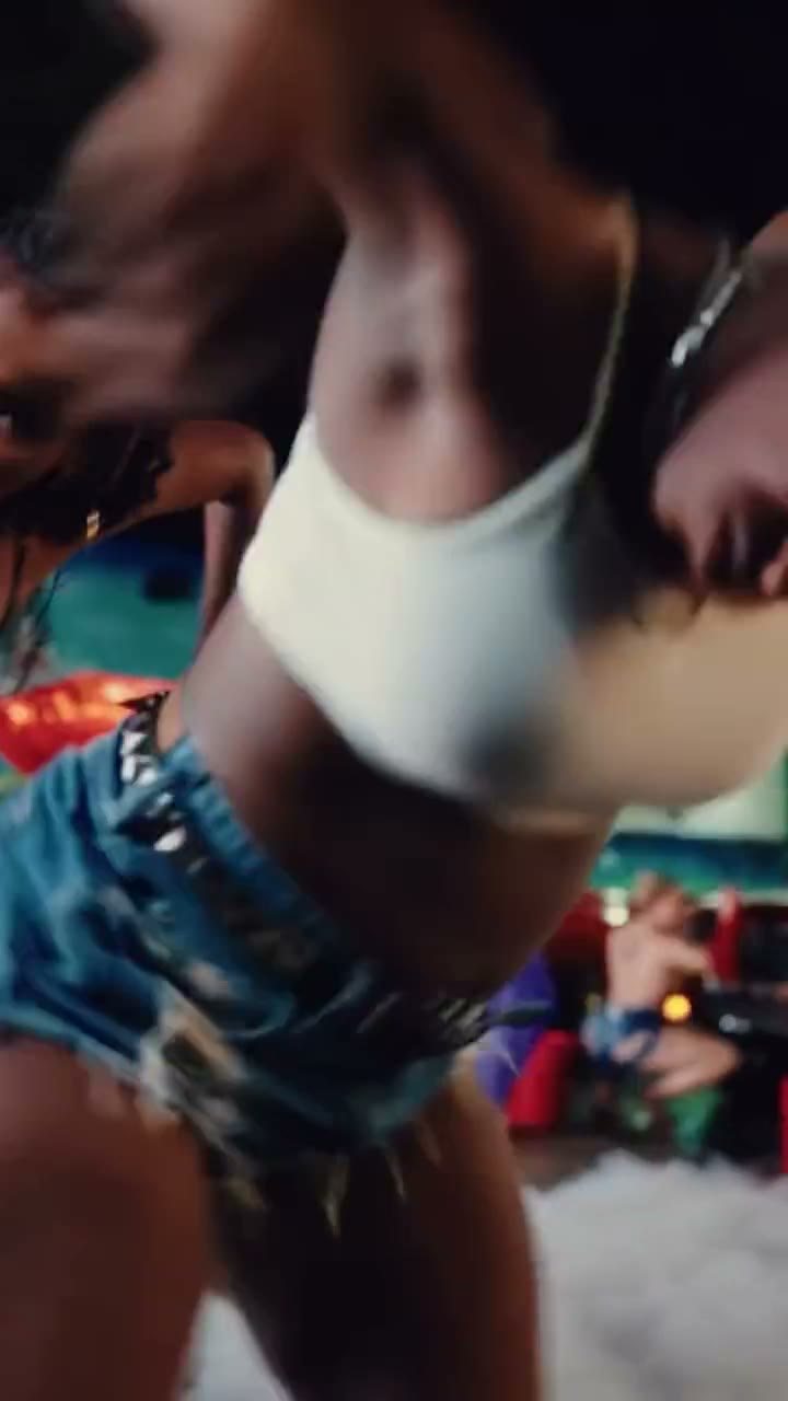 Watch Sexyy redSexy redd – Sexy with erotic body!!! Hot trending video leaked