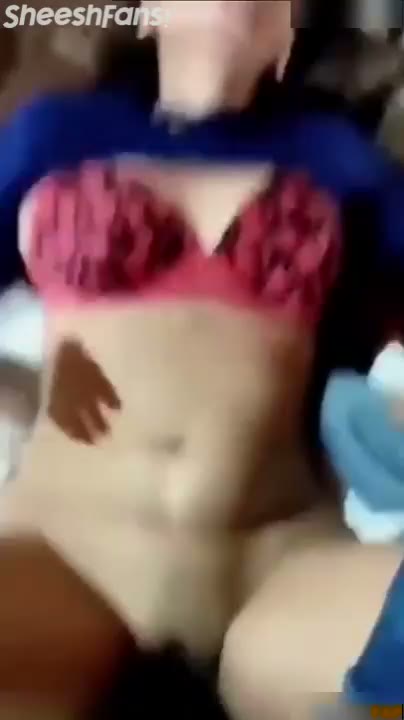 Watch Viral Desi Indian Woman Relives Classic Sex Scene