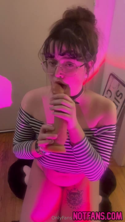 Watch yourmomsmarsbar dildo riding ppv