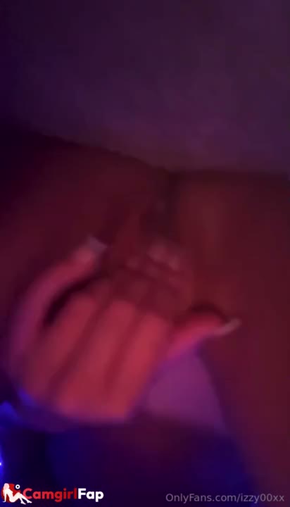 Watch Izzy00xx Soaking Wet Pussy Fingering Onlyfans