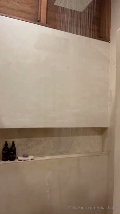 Watch Mia Khalifa 11min Nude Shower Video Leaked
